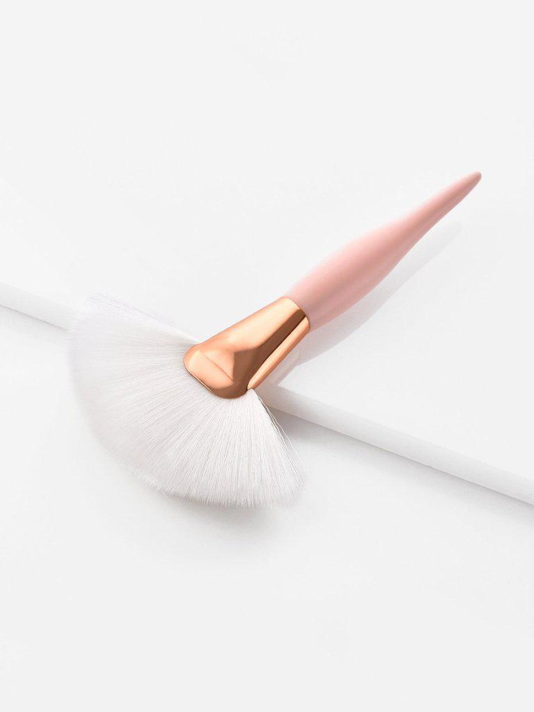 Fan Makeup Brush-makeup-Des Mess