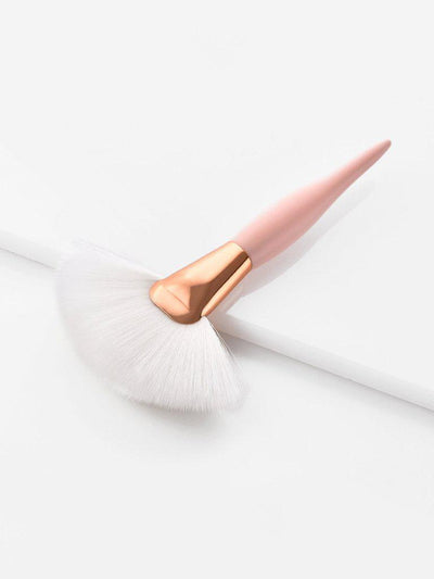 Fan Makeup Brush-makeup-Des Mess