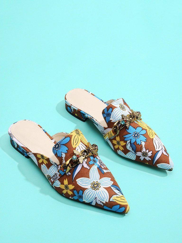 Bee Detail Calico Print Pointed Toe Flats-shoes-Des Mess