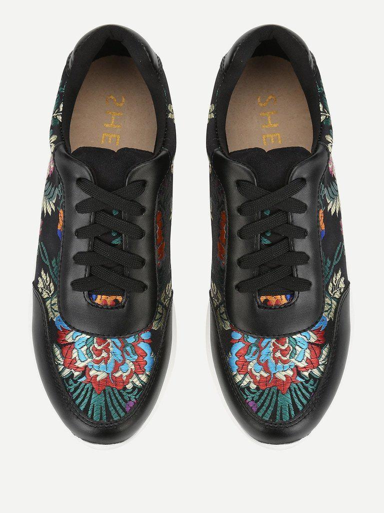 Low Top Embroidered Sneakers-shoes-Des Mess