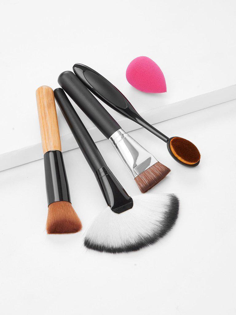 Makeup Brush Set With Puff--Des Mess