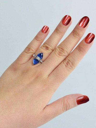 Sapphire Ring-jewelry-Des Mess
