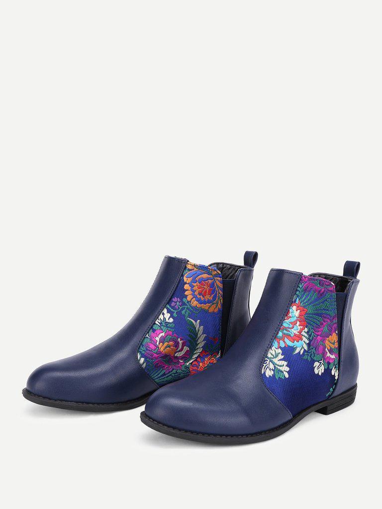 Flower Embroidery PU Flat Boots-shoes-Des Mess