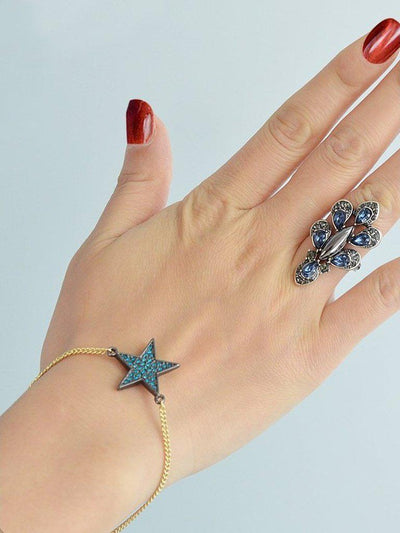 Gold Diamond Star Bracelet--Des Mess