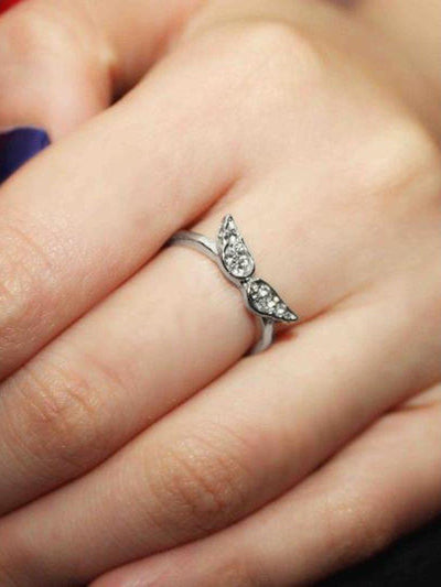 Wing Detail Ring-jewelry-Des Mess
