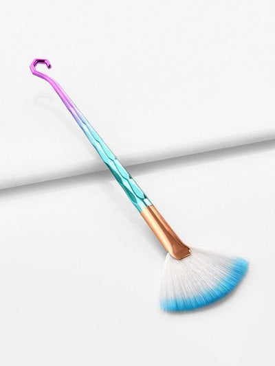 Fan Shaped Ombre Handle Brush-makeup-Des Mess
