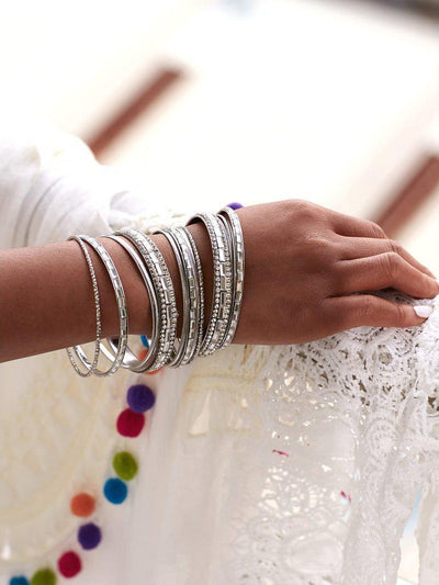 Rhinestone Embellished Bangle Bracelet Set--Des Mess