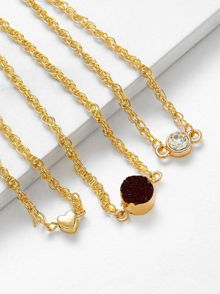 Round & Heart Charm Chain Bracelet--Des Mess