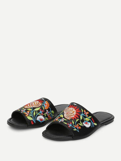 Flower Embroidered Flat Sandals-shoes-Des Mess