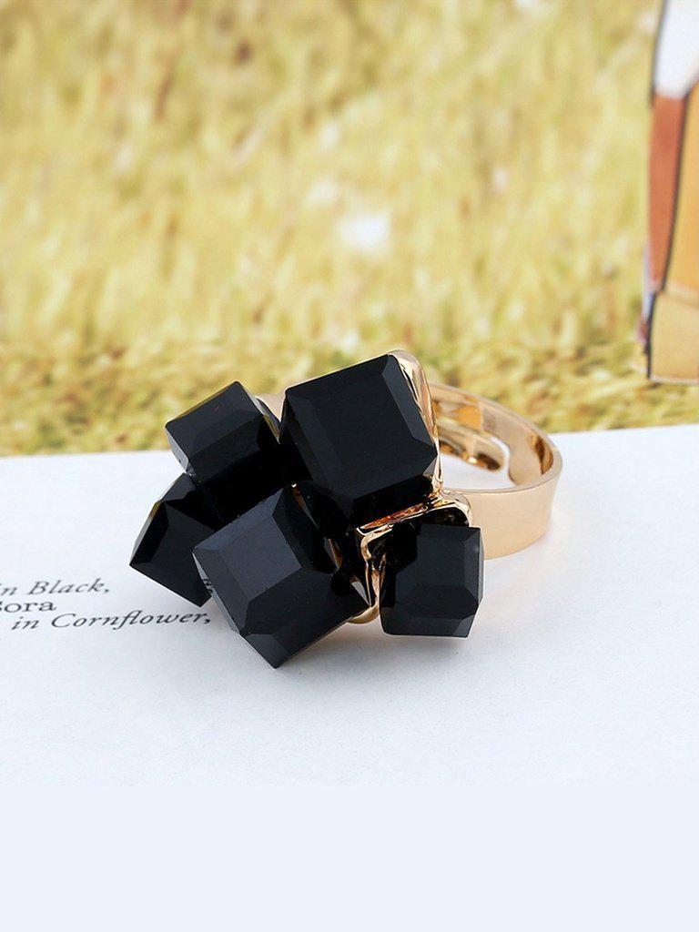 Exaggerated Stone Ring-jewelry-Des Mess