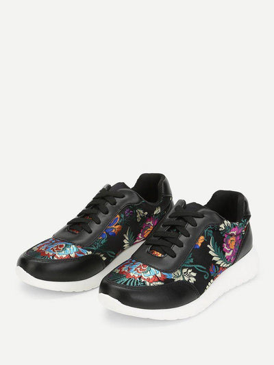 Low Top Embroidered Sneakers-shoes-Des Mess
