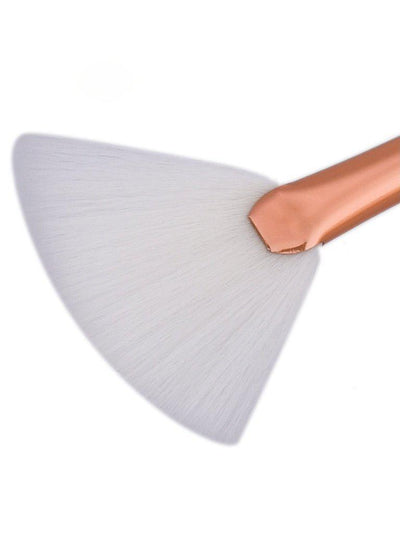 Fan Shaped Makeup Brush--Des Mess