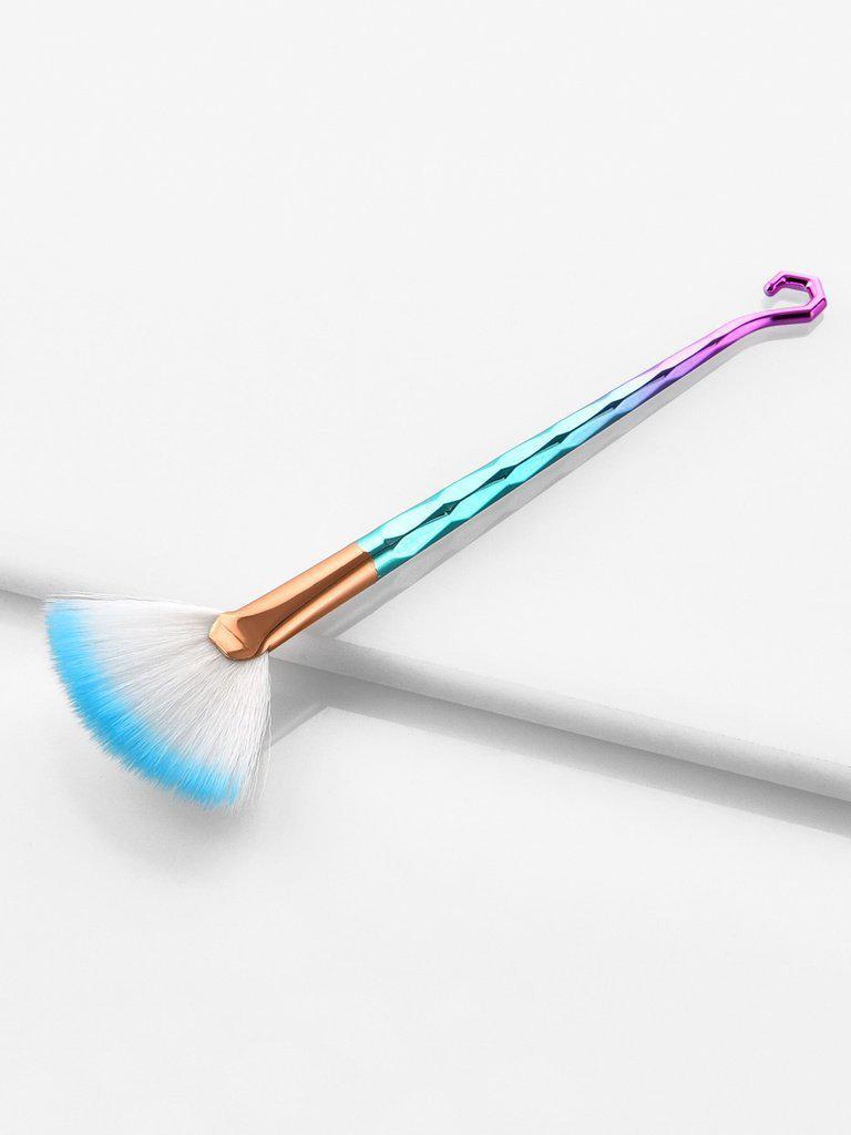 Fan Shaped Ombre Handle Brush-makeup-Des Mess