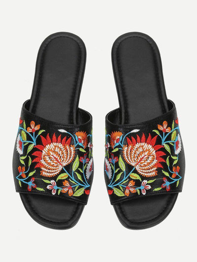 Flower Embroidered Flat Sandals-shoes-Des Mess