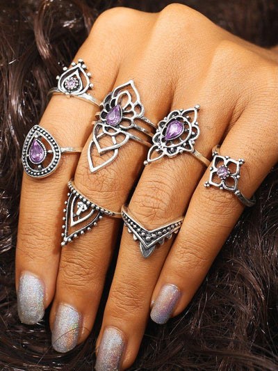 Flower Shaped Ring Set With Gemstone-jewelry-Des Mess