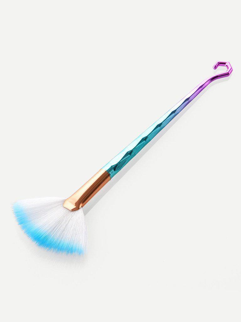 Fan Shaped Ombre Handle Brush-makeup-Des Mess