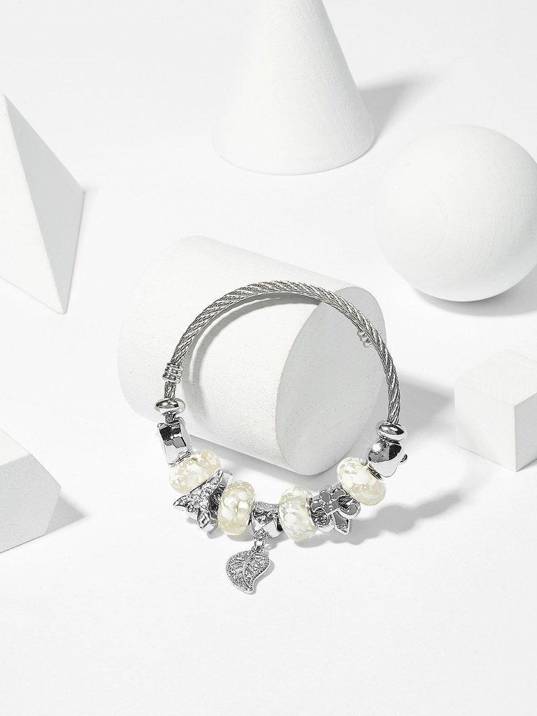 Heart & Leaf Detail Bangle--Des Mess