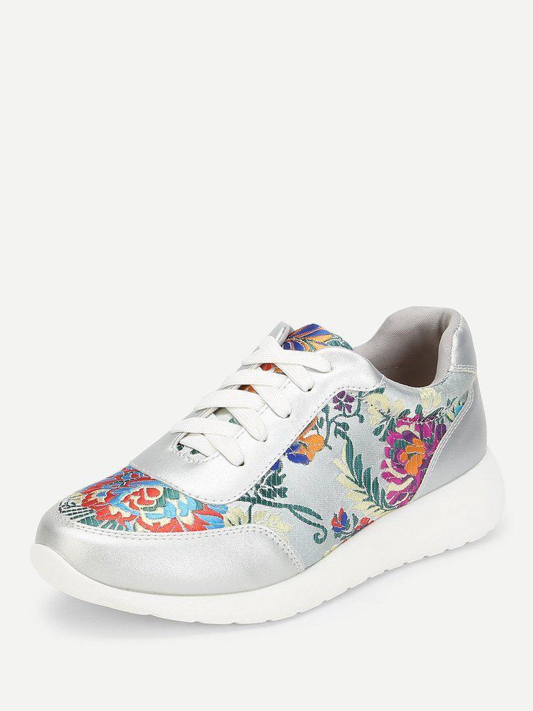 Low Top Embroidered Sneakers-shoes-Des Mess